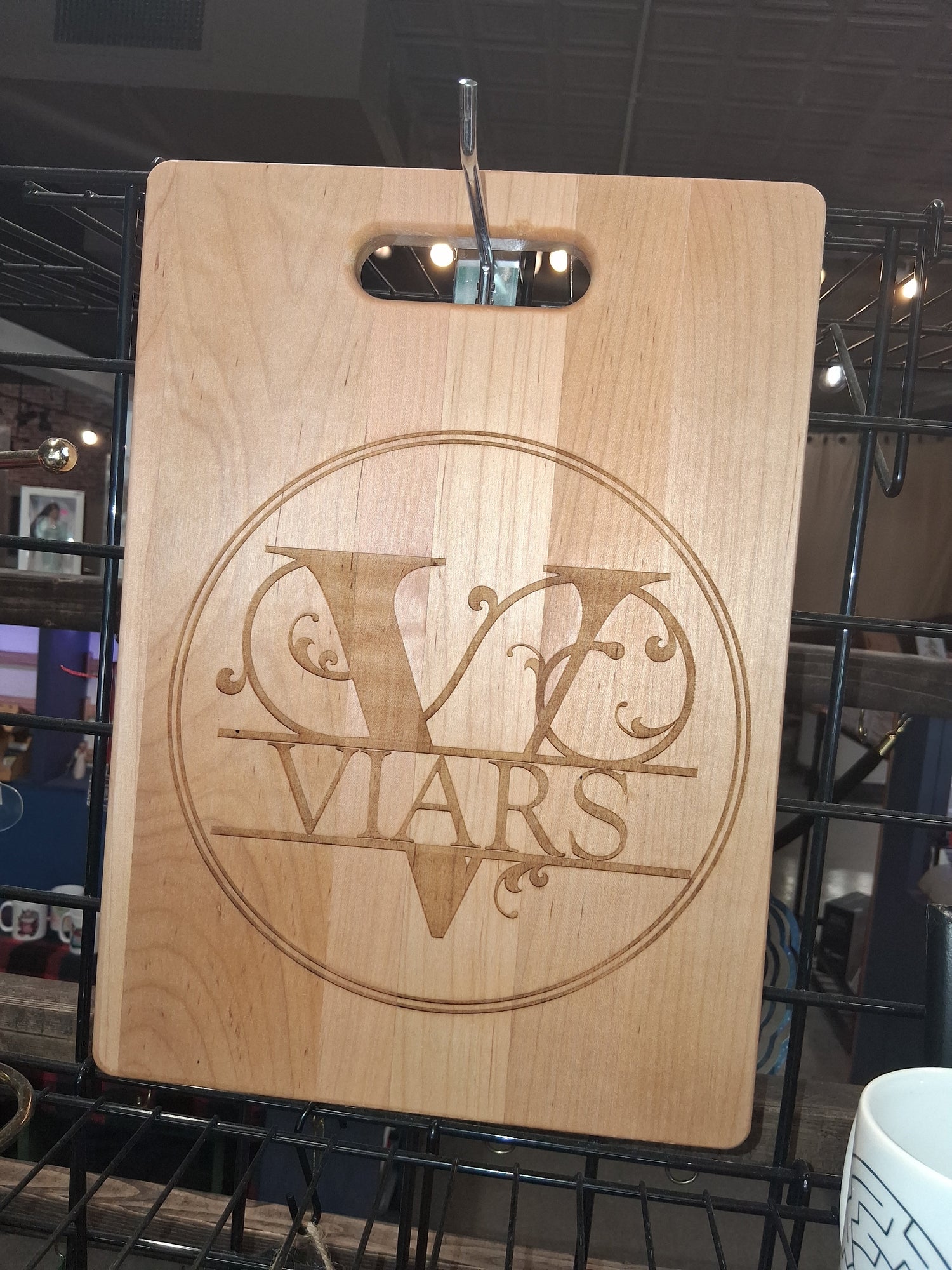 Customized Cutting Boards – Personalized Perfection for Your Countertop